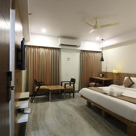 Treebo Seaesta Rk Beach Visakhapatnam Luaran gambar
